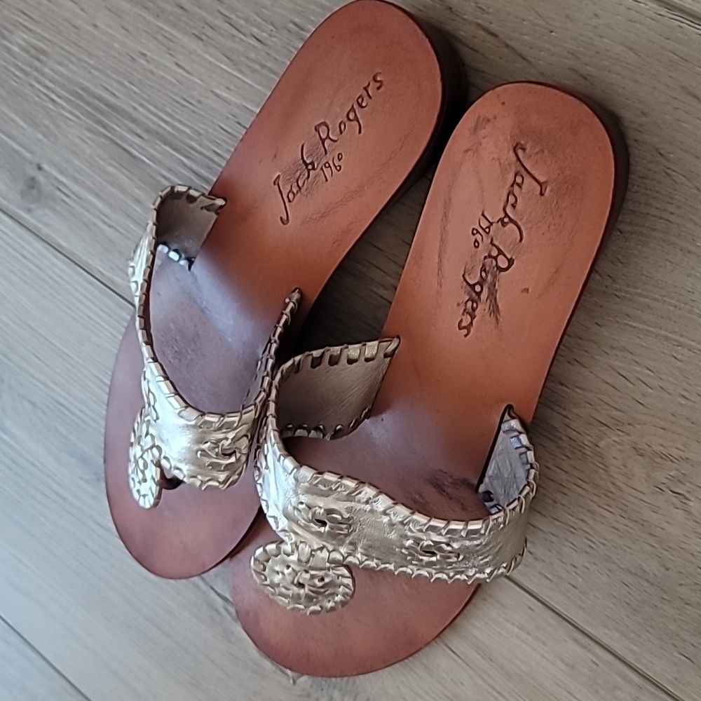 Jack Rogers Wide Feet 1 inch Wedges, Platinum, Size 9.5 - Picture 5 of 10